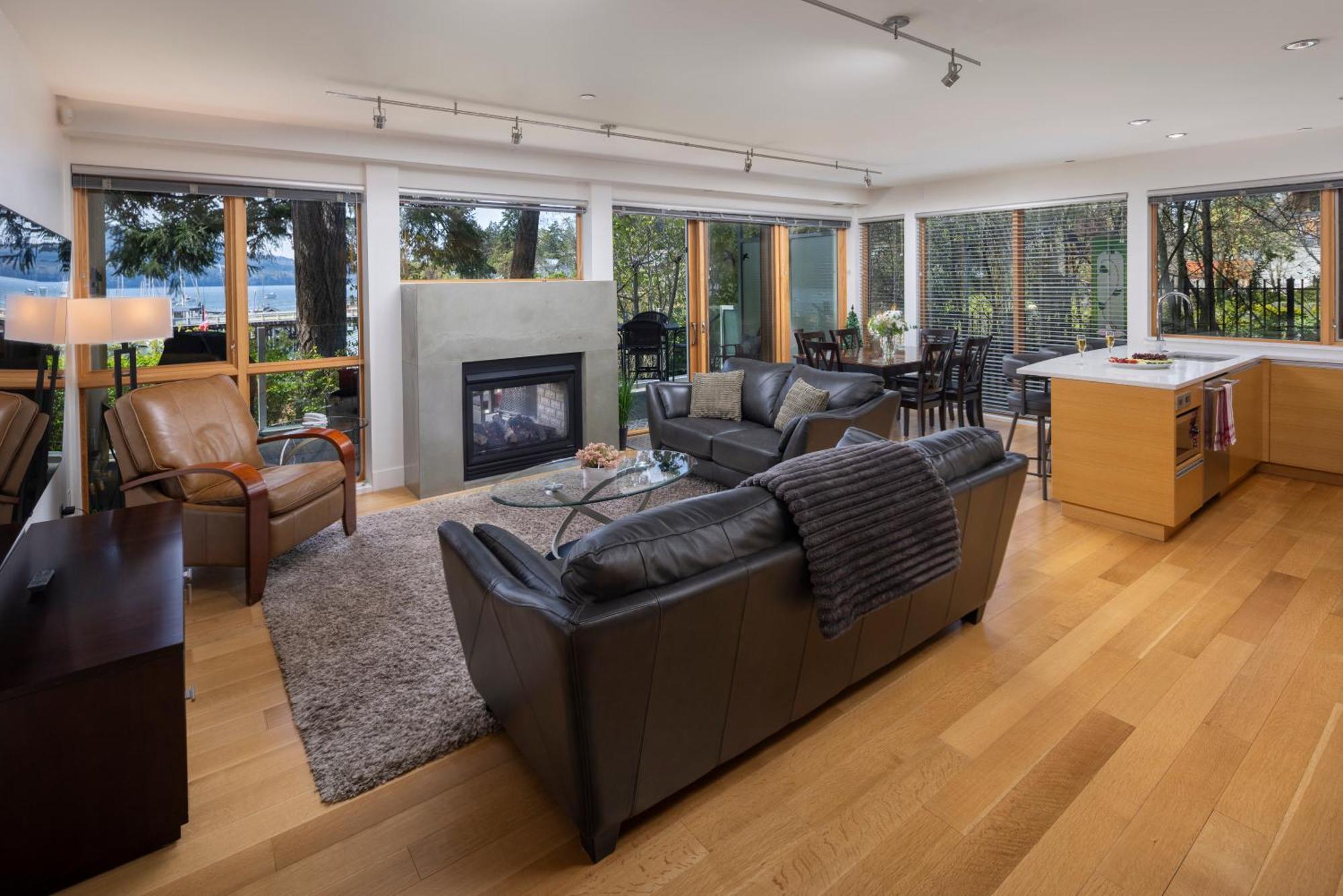 Brentwood Bay Resort & Spa Ngoại thất bức ảnh